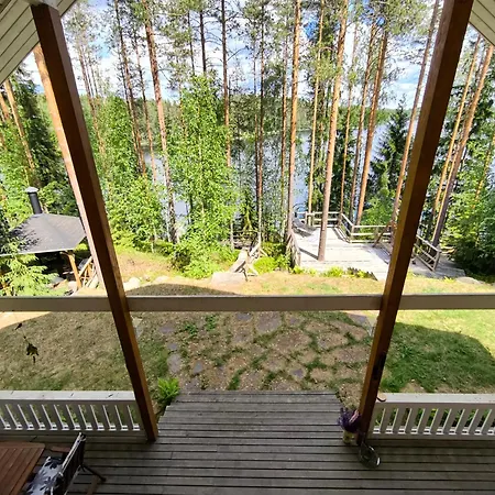 Hullu Kettu & Lakehouse فيلة *