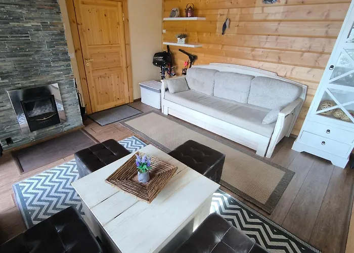 Hullu Kettu & Lakehouse