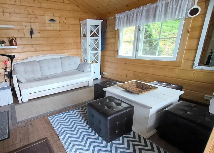 Hullu Kettu & Lakehouse Villa Ruokolahti