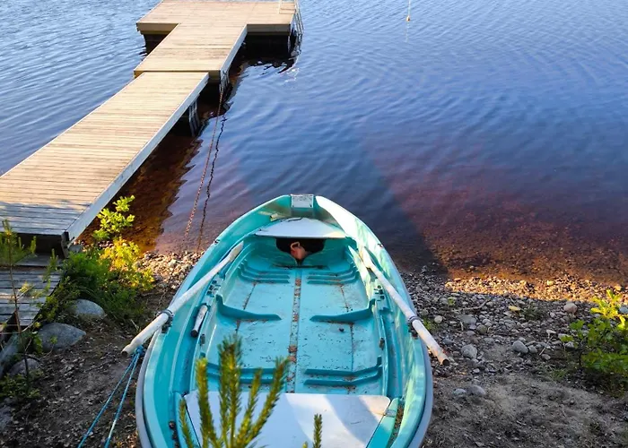 Villa Hullu Kettu & Lakehouse Ruokolahti