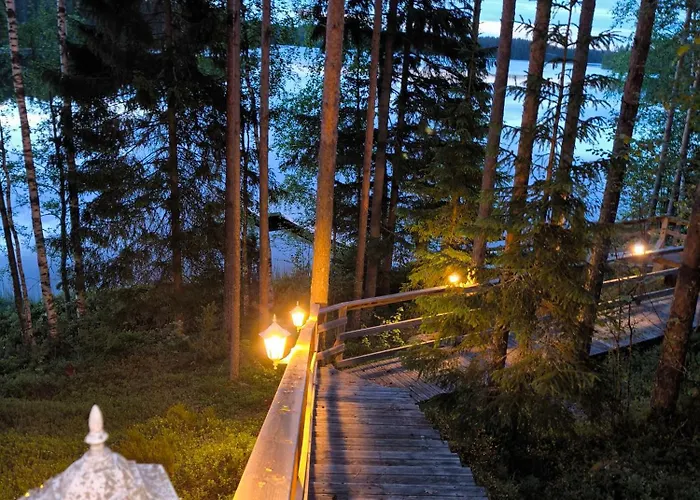 Hullu Kettu & Lakehouse Ruokolahti